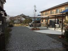 049 049